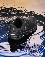 ON Running Cloudflyer Watterproof Black/Lunar W