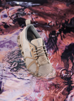 ON Running Cloud Waterproof Rose/Lunar W